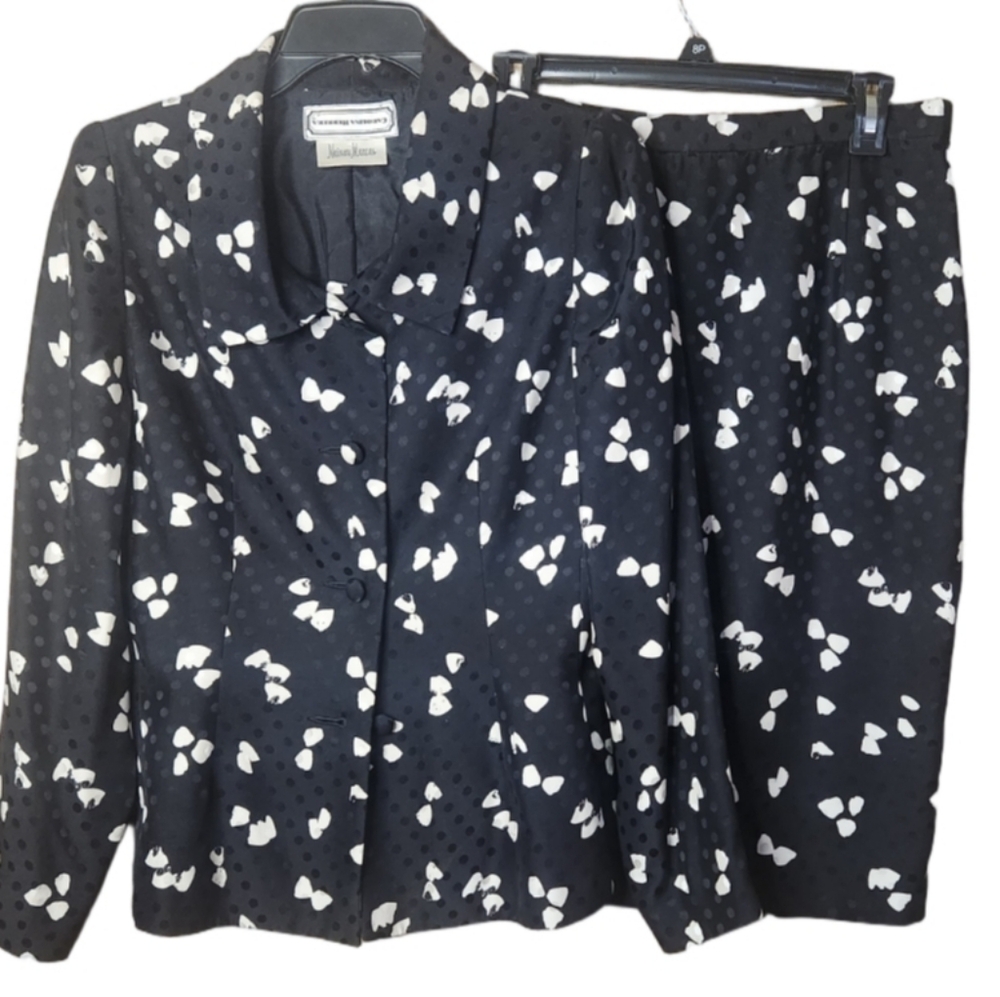 Carolina Herrera Black and White Skirt Set Size 12
